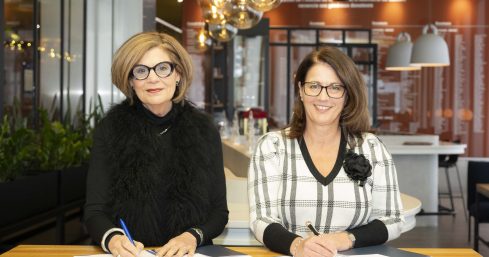 Signature entente ITHQ et CARTV